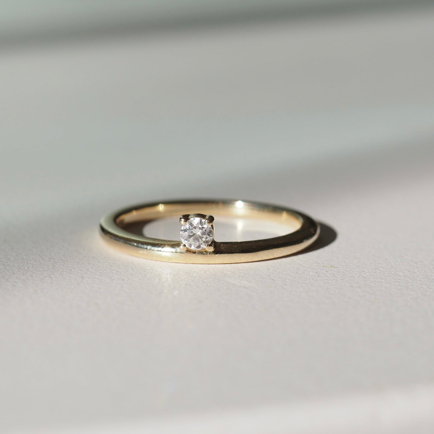 0.20 CT Round brilliant Shape Solitaire Setting Engagement Ring