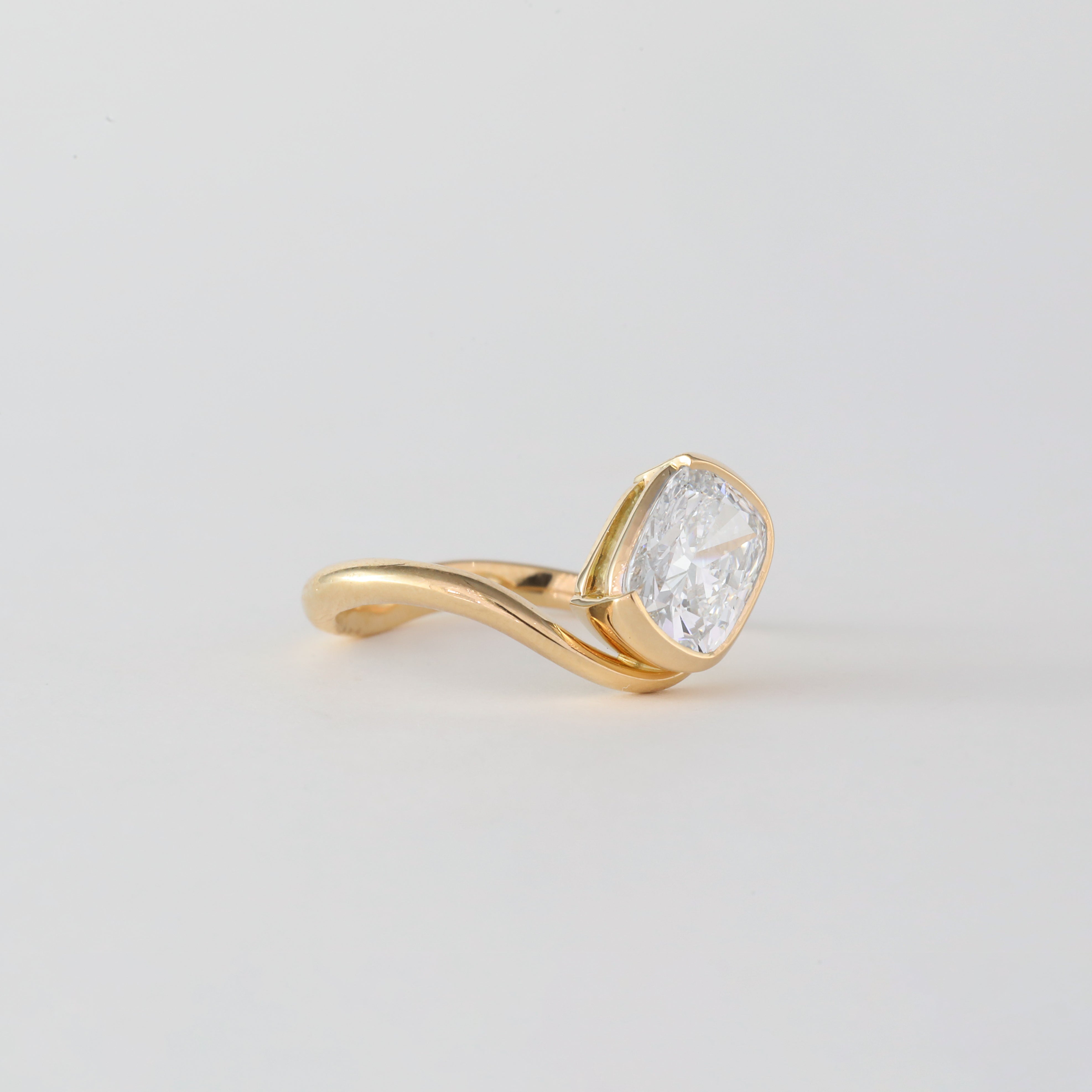 1.47 -3.50 CT Cushion Cut Lab Grown Diamond Unique Engagement ring