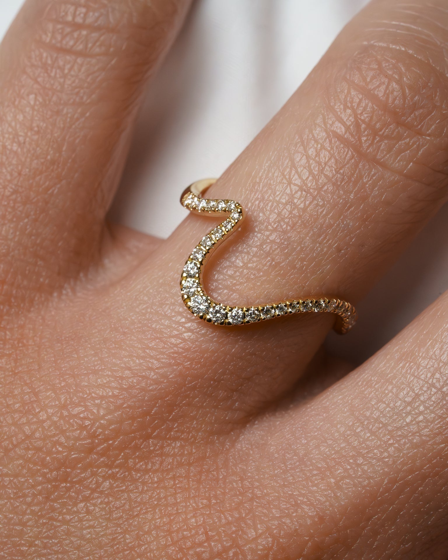 0.40 TCW Round Lab Grown Diamond Curved Wedding Band