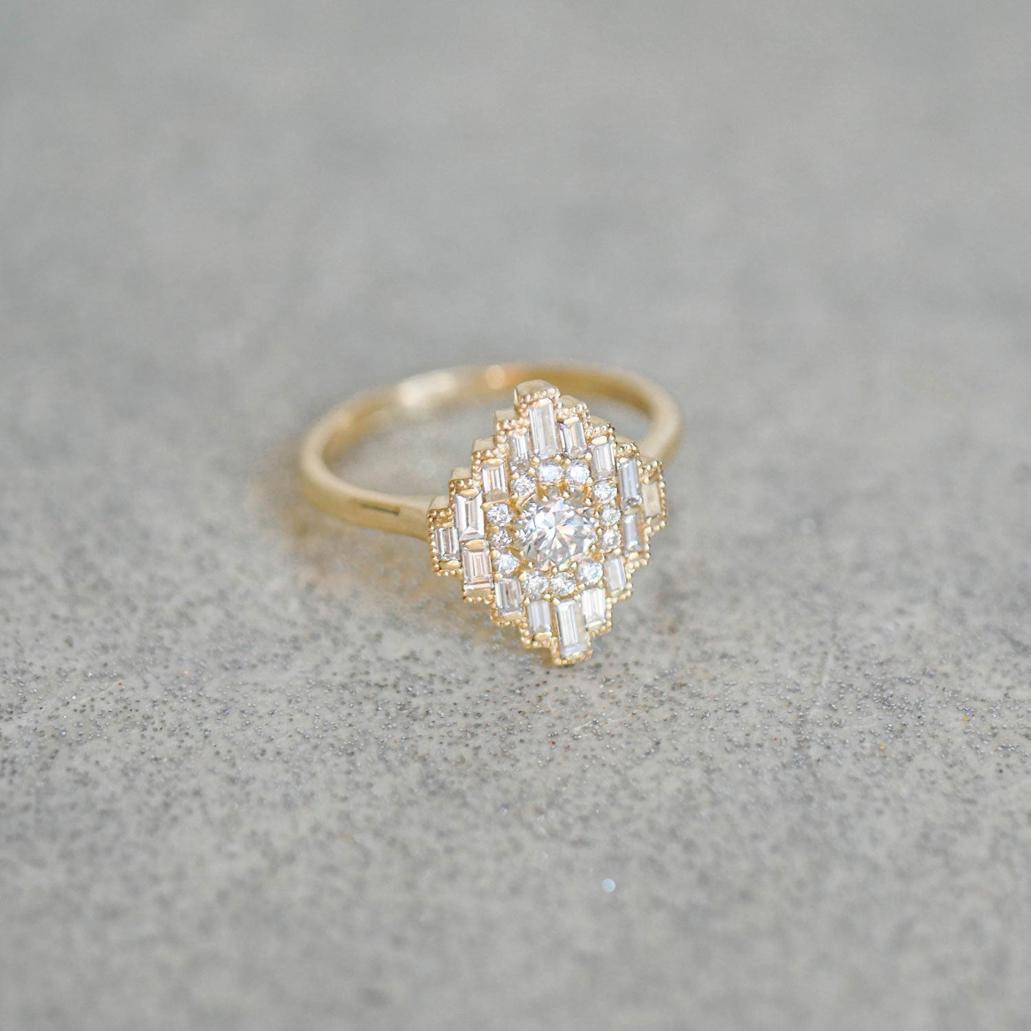0.35 CT Round Shape Lab Grown Vintage Setting Engagement Ring