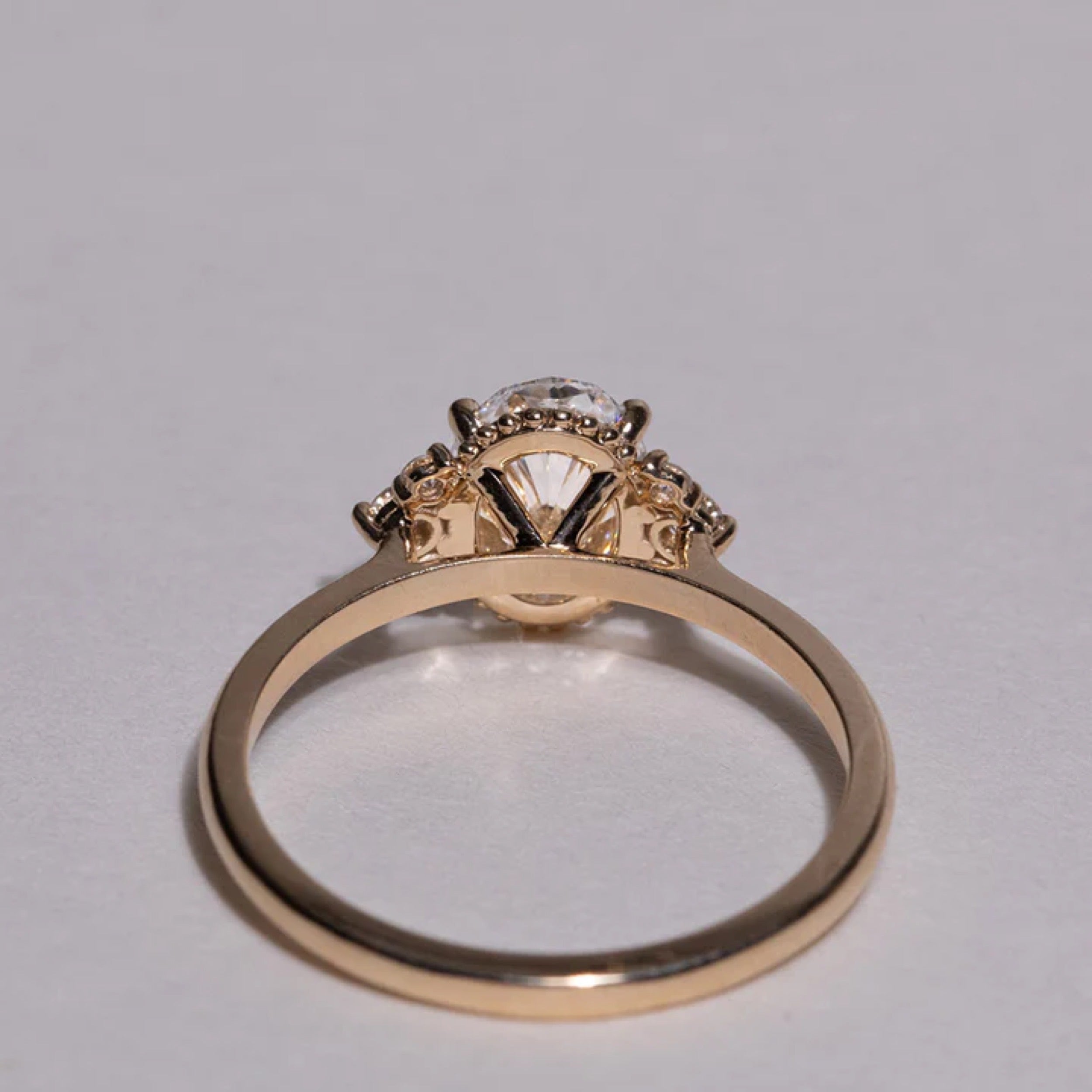 1.0 - 3.0 CT Oval Cut CVD Diamond Cluster Setting Engagement Ring