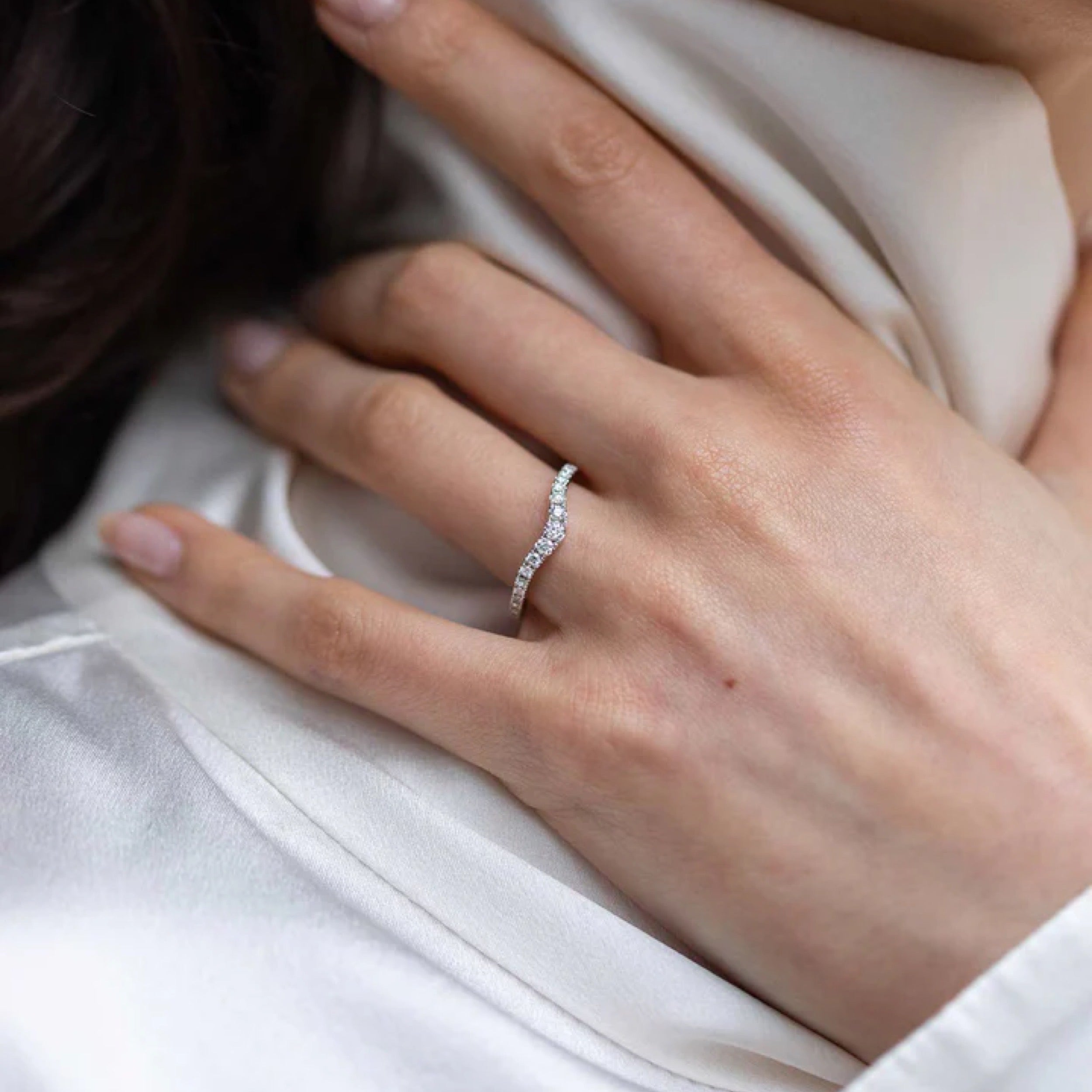 0.50 TCW Round Cut Diamond Curved Wedding Band