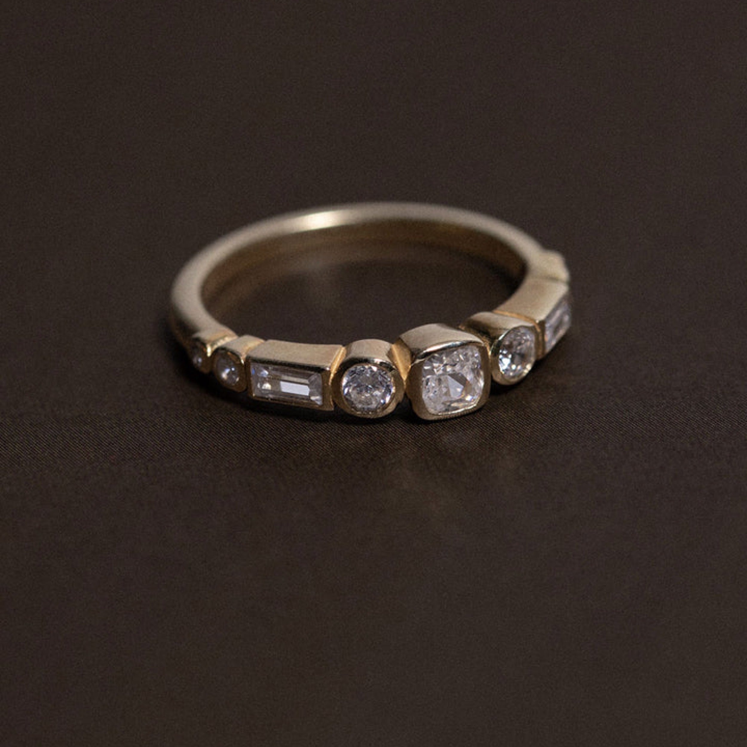 1.0 TCW Round , Baguette , Cushion Diamond Wedding Band