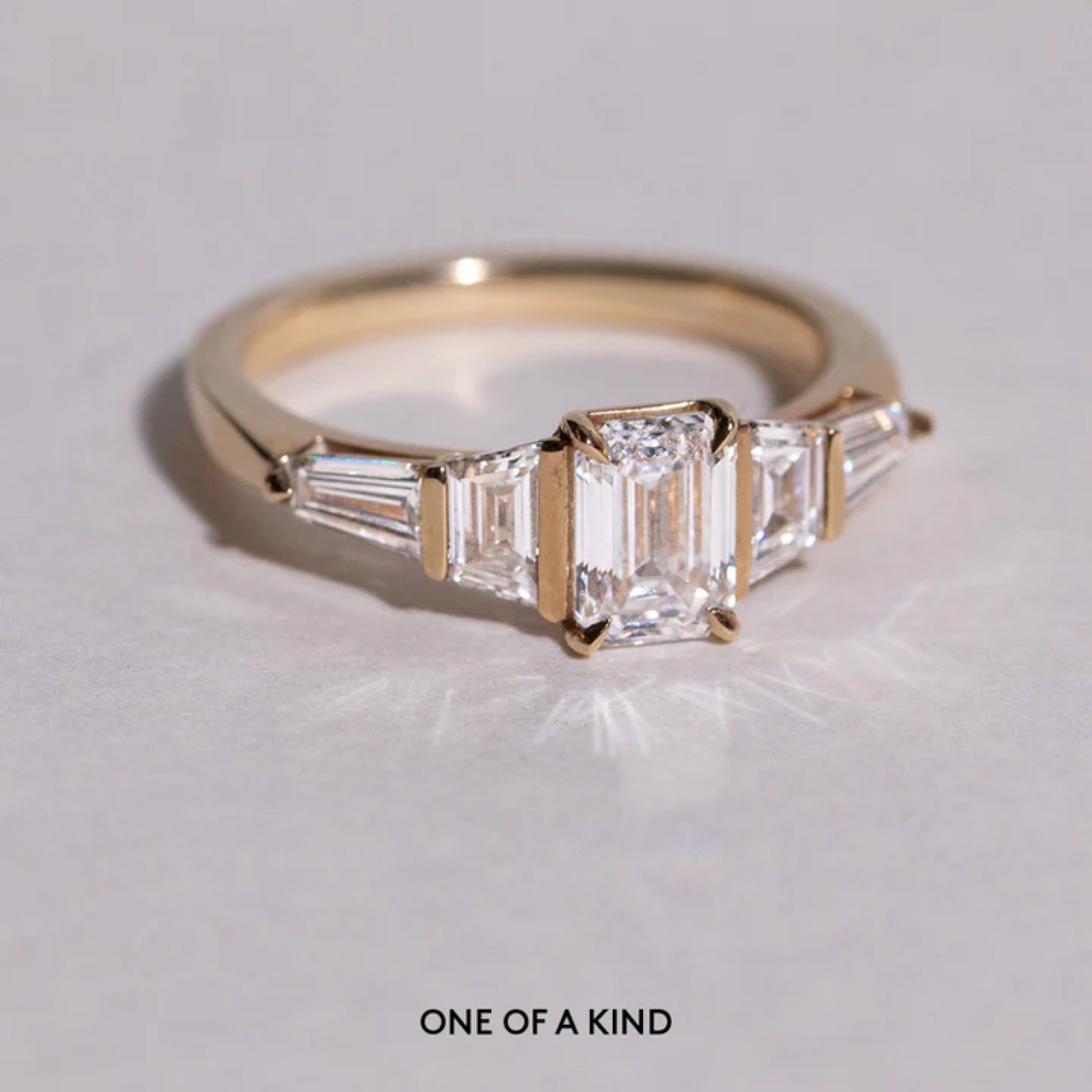 1.02 - 3.0 CT Emerald Cut CVD Diamond Solitaire Five Stone Setting Engagement Ring