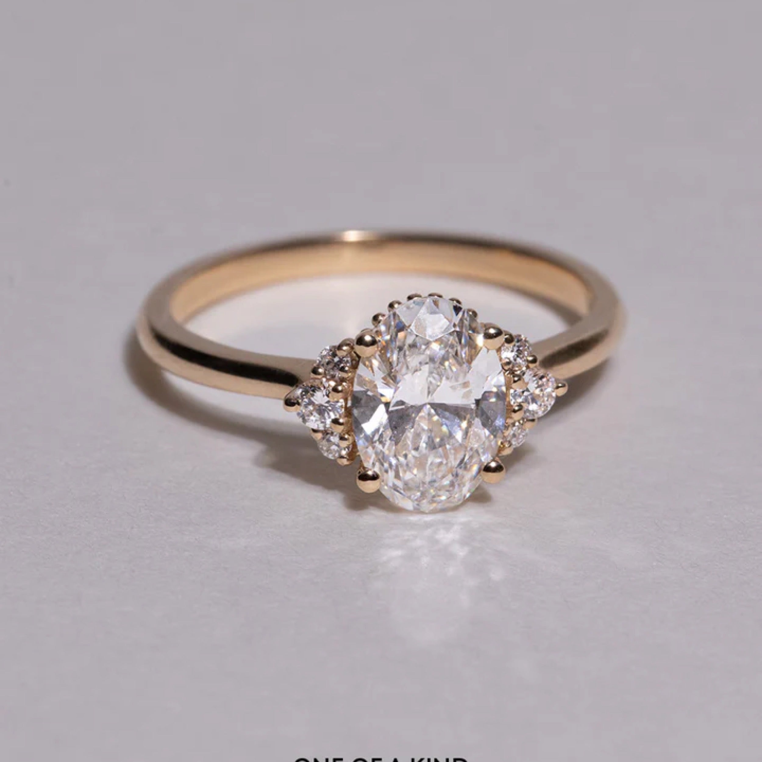 1.0 - 3.0 CT Oval Cut CVD Diamond Cluster Setting Engagement Ring