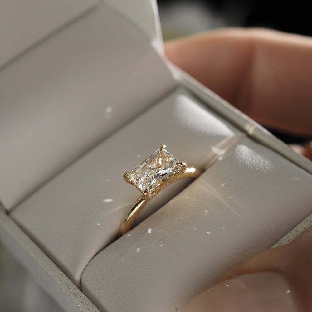 1.0-2.0 CT Radiant CVD Diamond Solitaire Engagement Ring