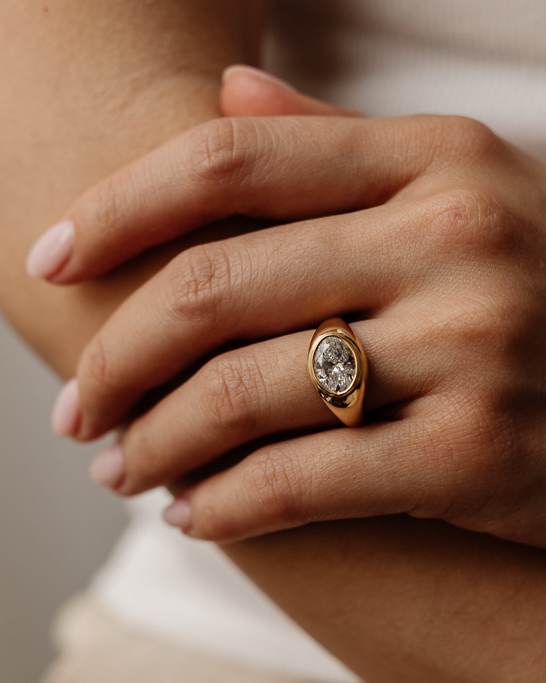 1.0 -3.0 CT Oval CVD Diamond Unique Engagement ring