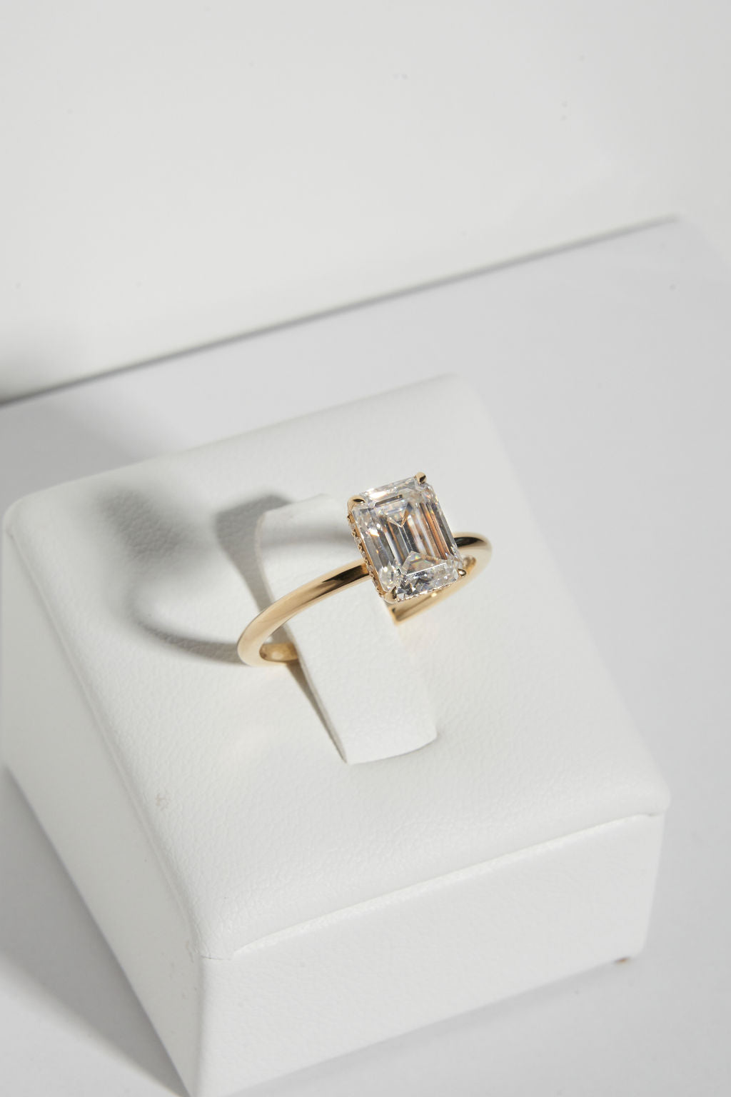 2.50 CT Emerald Shaped Moissanite Solitaire Engagement Ring