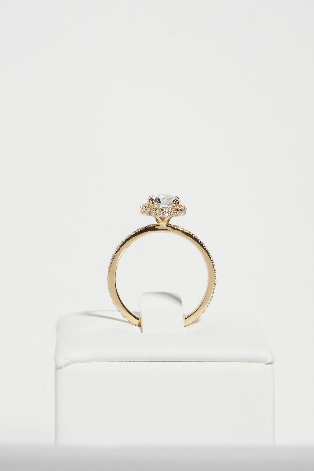 1.0 CT Round Shaped Moissanite Halo & Pave Engagement Ring