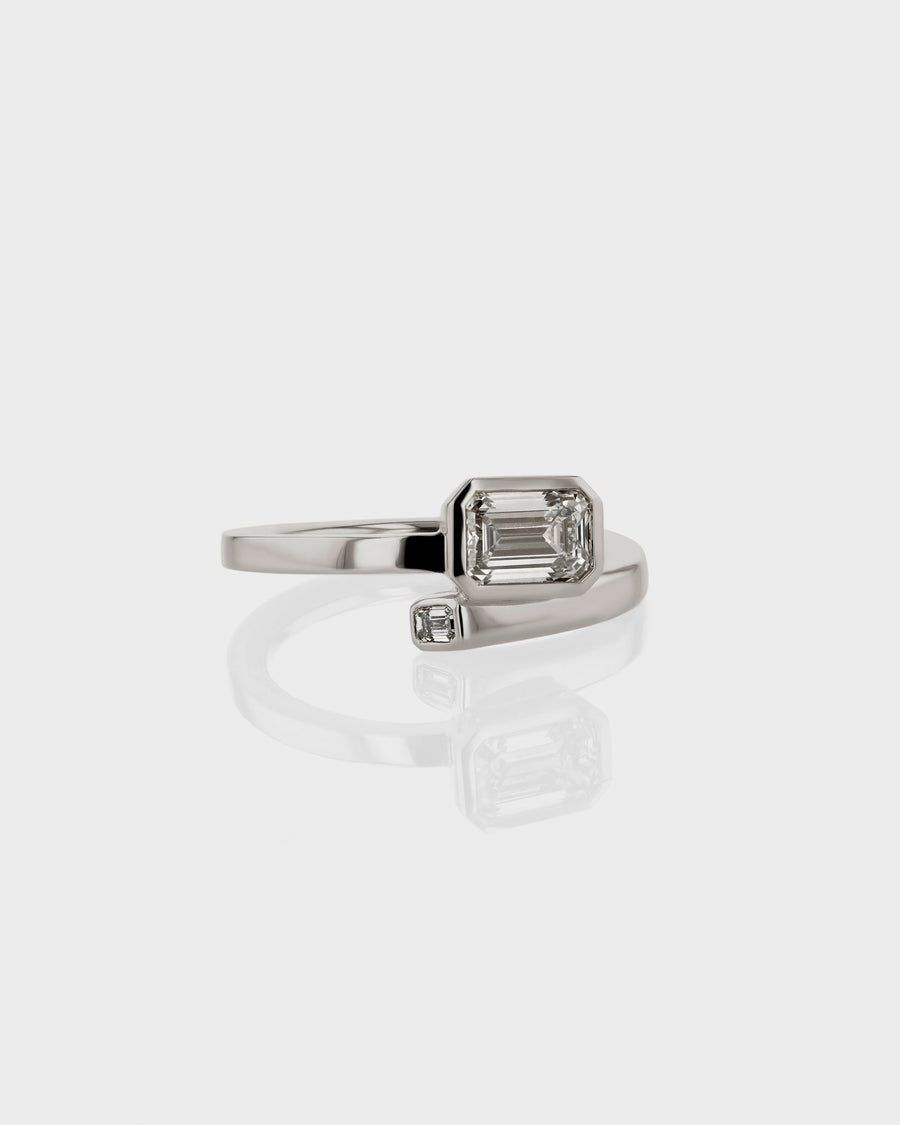 1.0-3.0 CT Emerald Cut Lab Grown Diamond Unique Engagement Ring