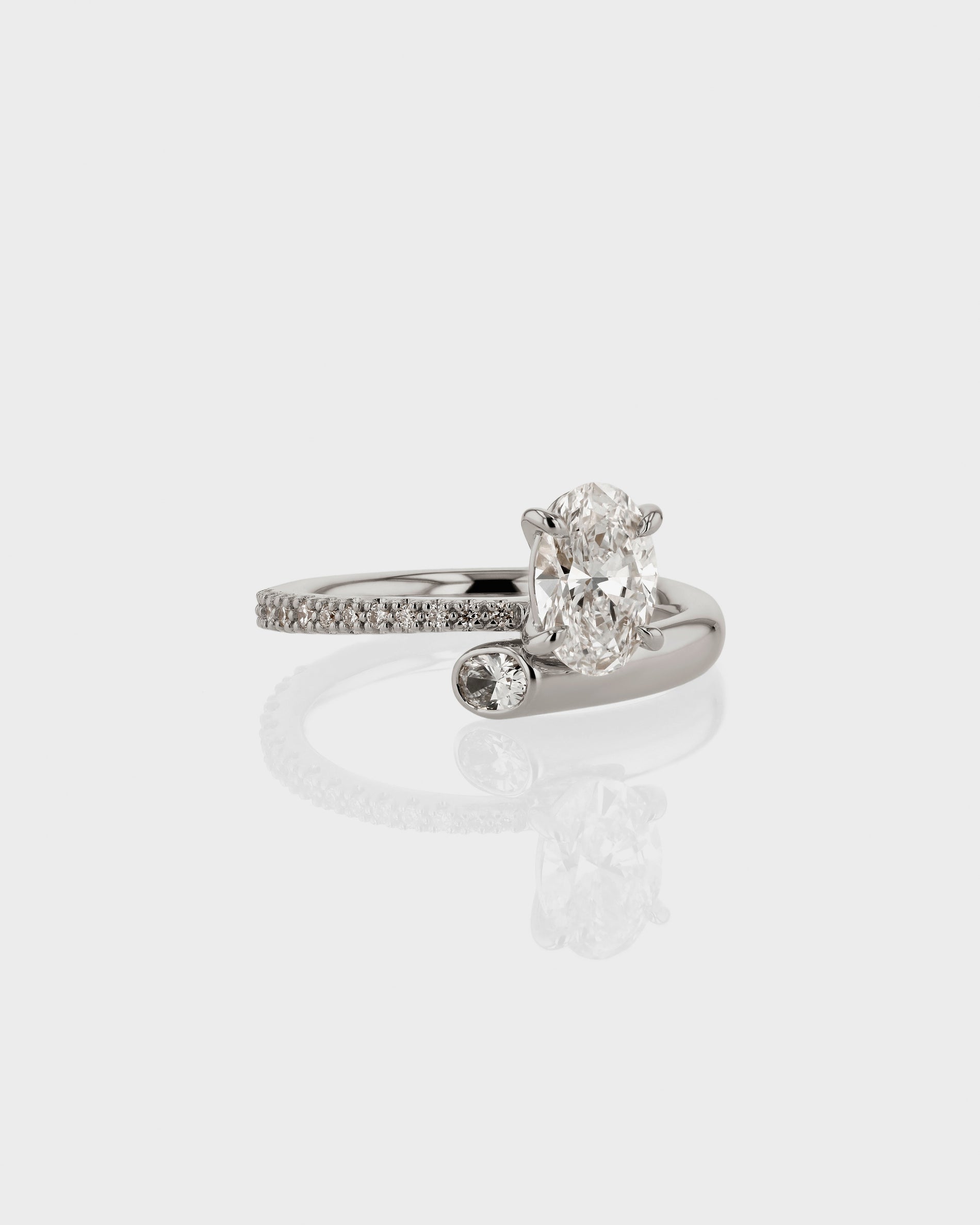 1.0-3.0 CT Oval Cut Lab Grown Diamond unique Engagement Ring
