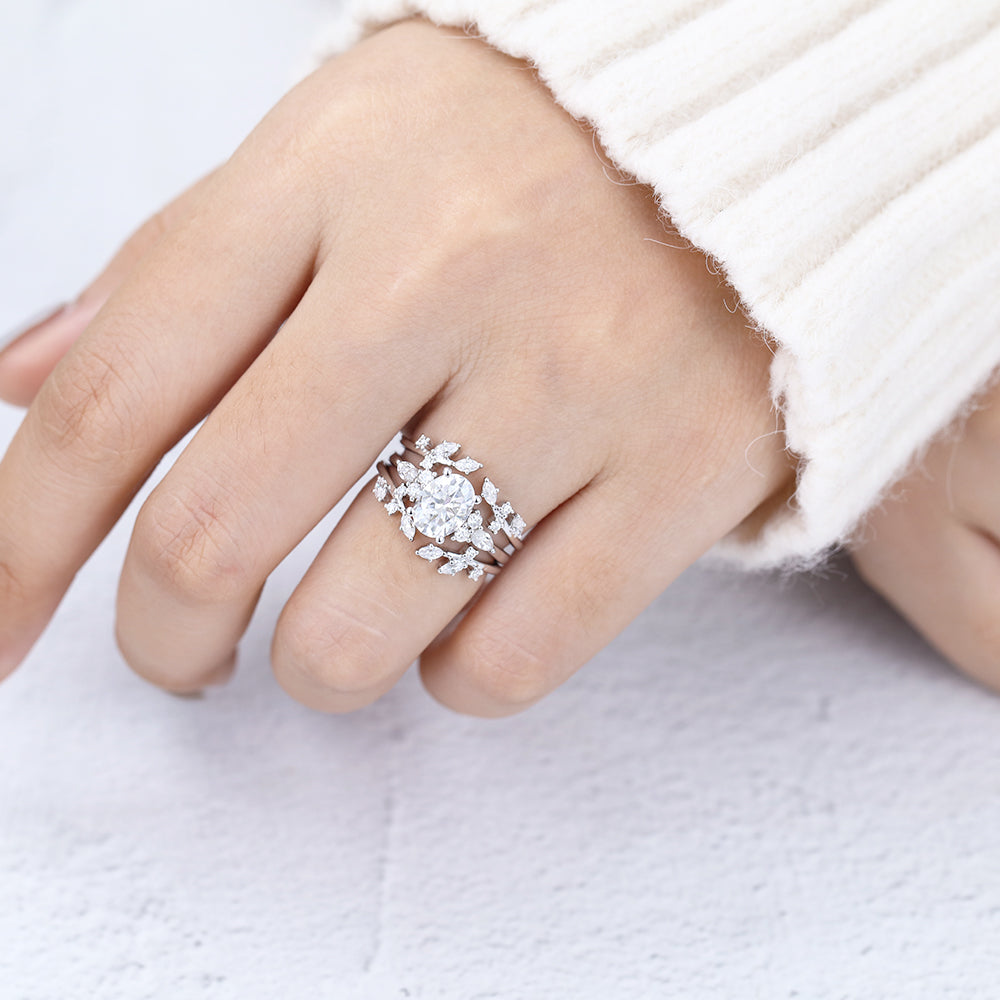 1.33 CT Oval Moissanite Vintage Cluster Bridal Ring Set - Camila Brown