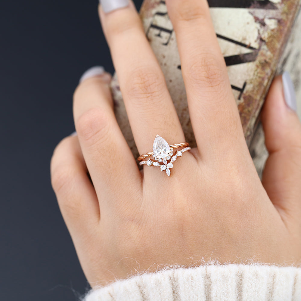 1.0 CT Pear Moissanite Cluster Bridal Ring Set - Camila Brown