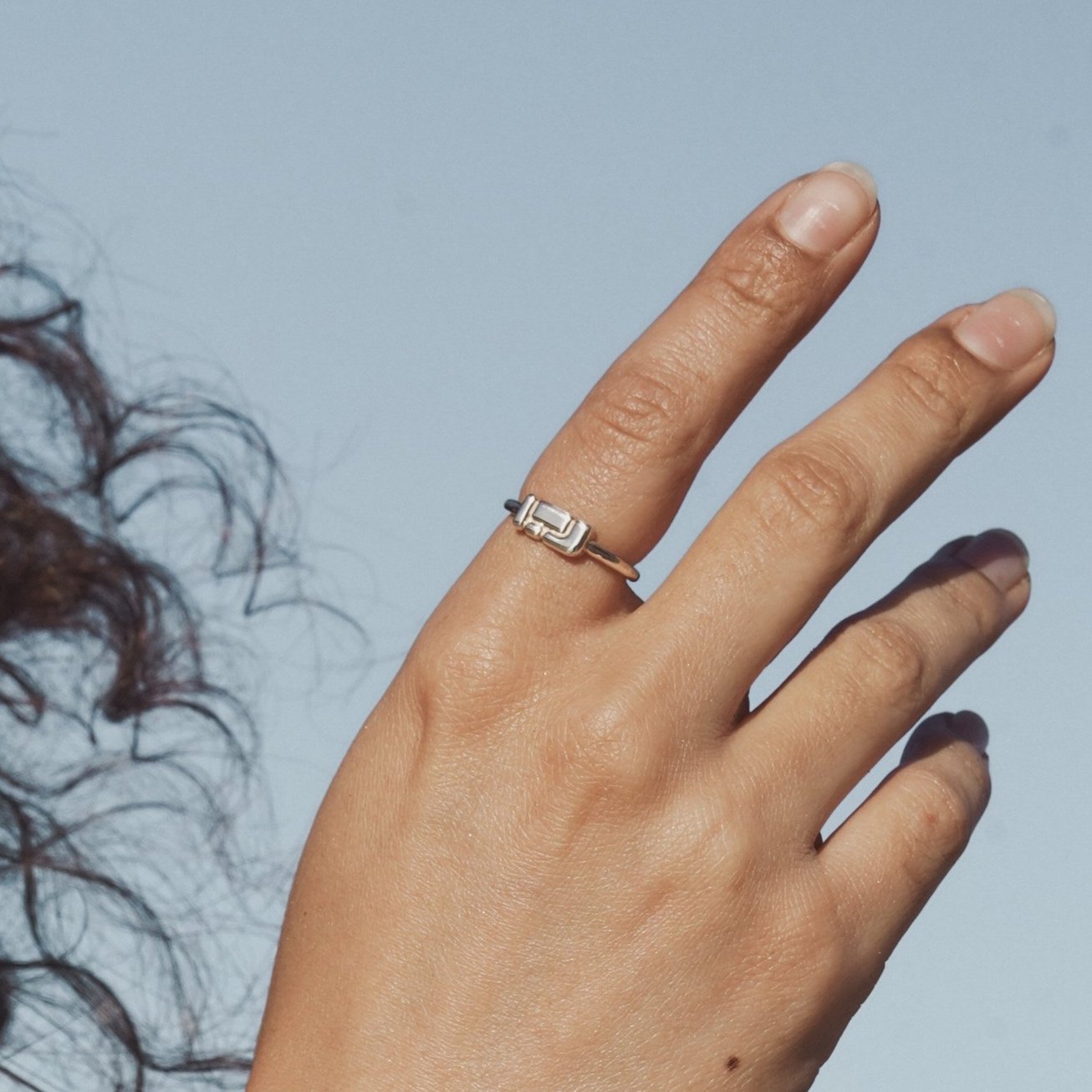 Simple Solitaire Party Wear Delicate Ring
