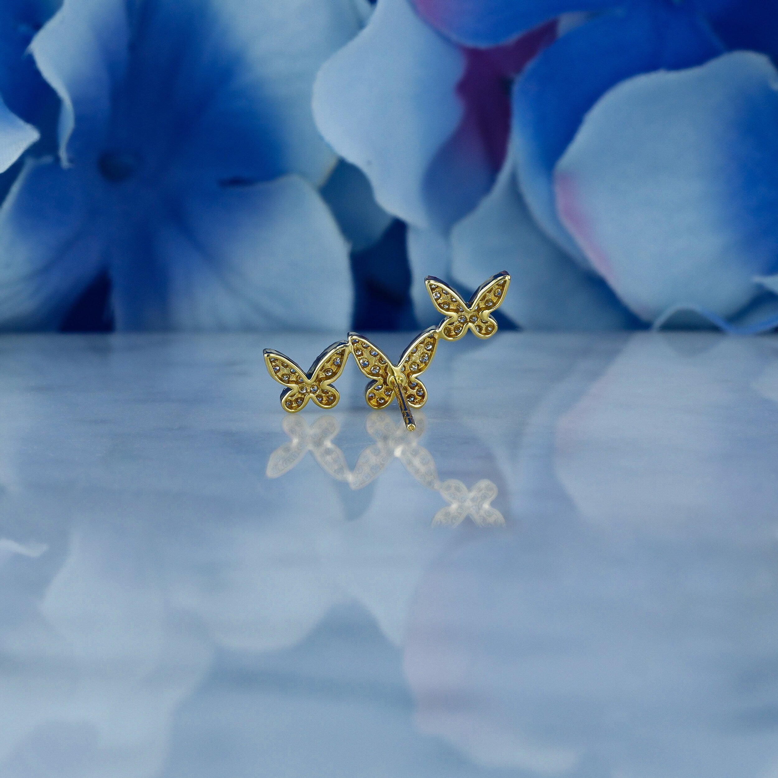 0.56 TCW Round Moissanite Diamond Ear Crawlers Earrings - Camila Brown