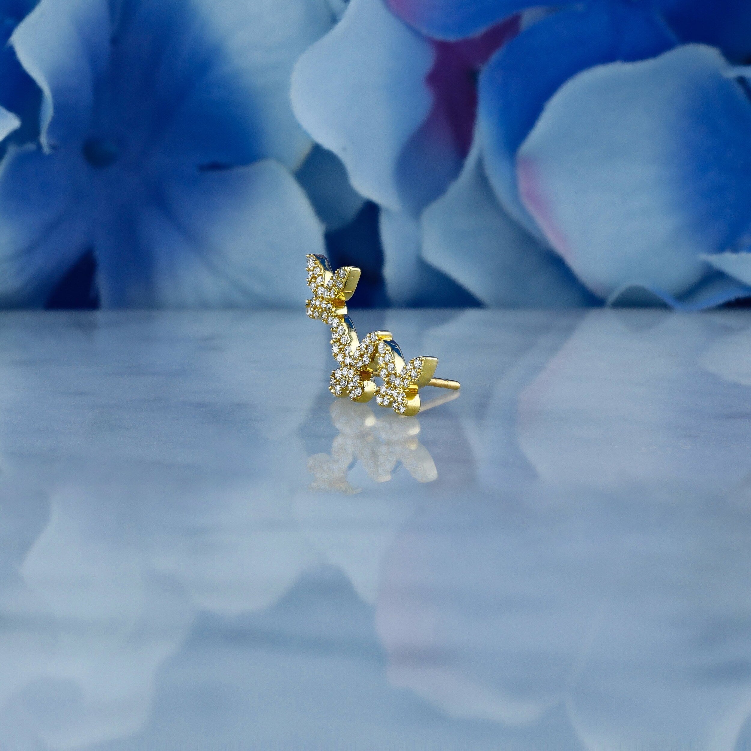 0.56 TCW Round Moissanite Diamond Ear Crawlers Earrings - Camila Brown