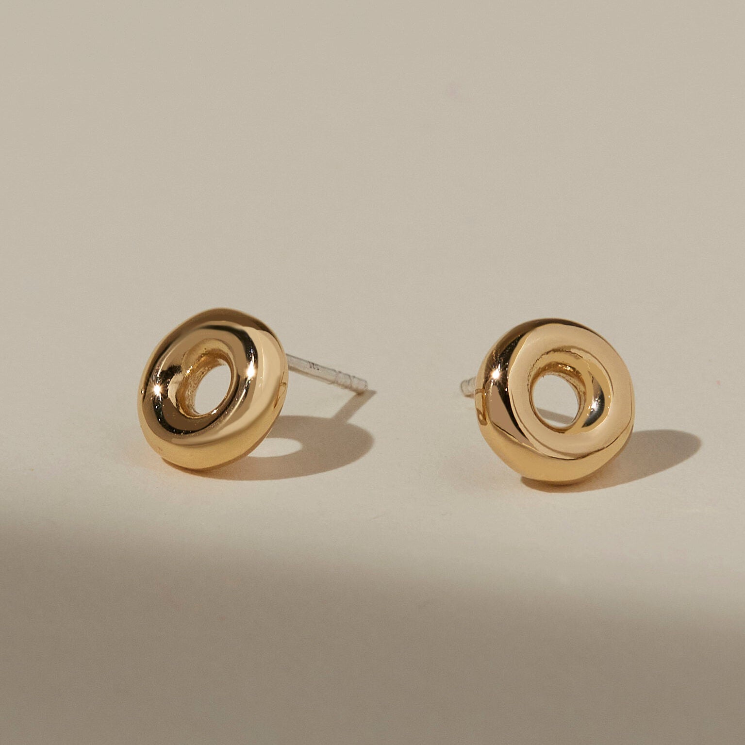 Round Stud Earrings