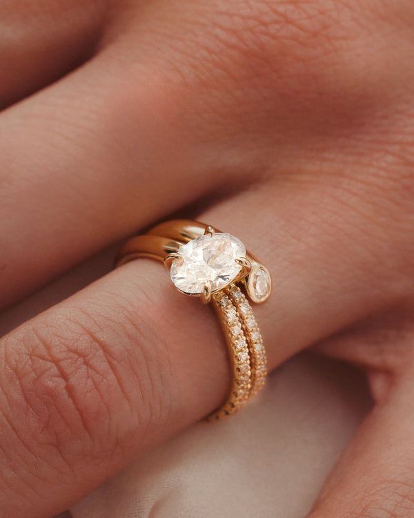 1.0-3.0 CT Oval Cut Lab Grown Diamond unique Engagement Ring