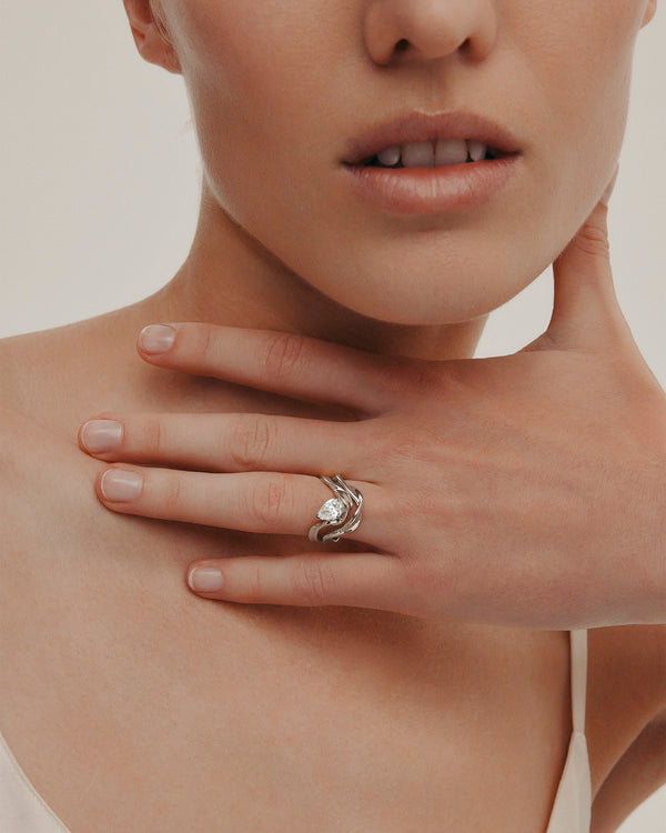 Plain Twisted Wedding Band