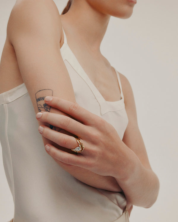 Plain Twisted Wedding Band