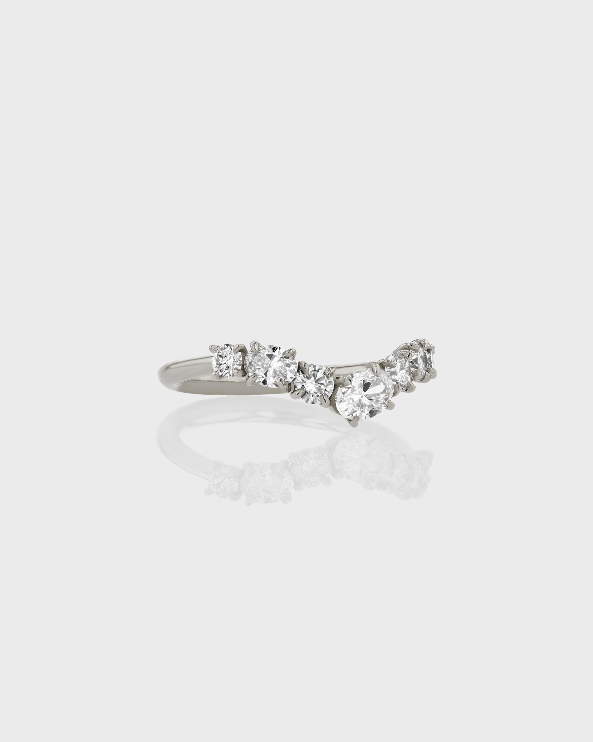0.85 TCW Oval & Round Diamond Cluster Wedding Band