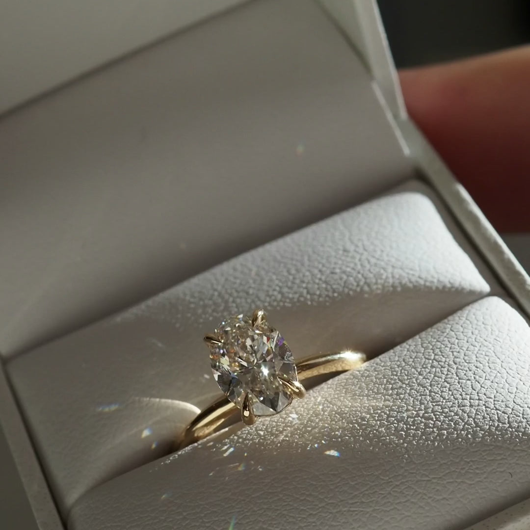 1.5 CT Oval G/VS1 CVD Diamond Solitaire Engagement Ring - Camila Brown