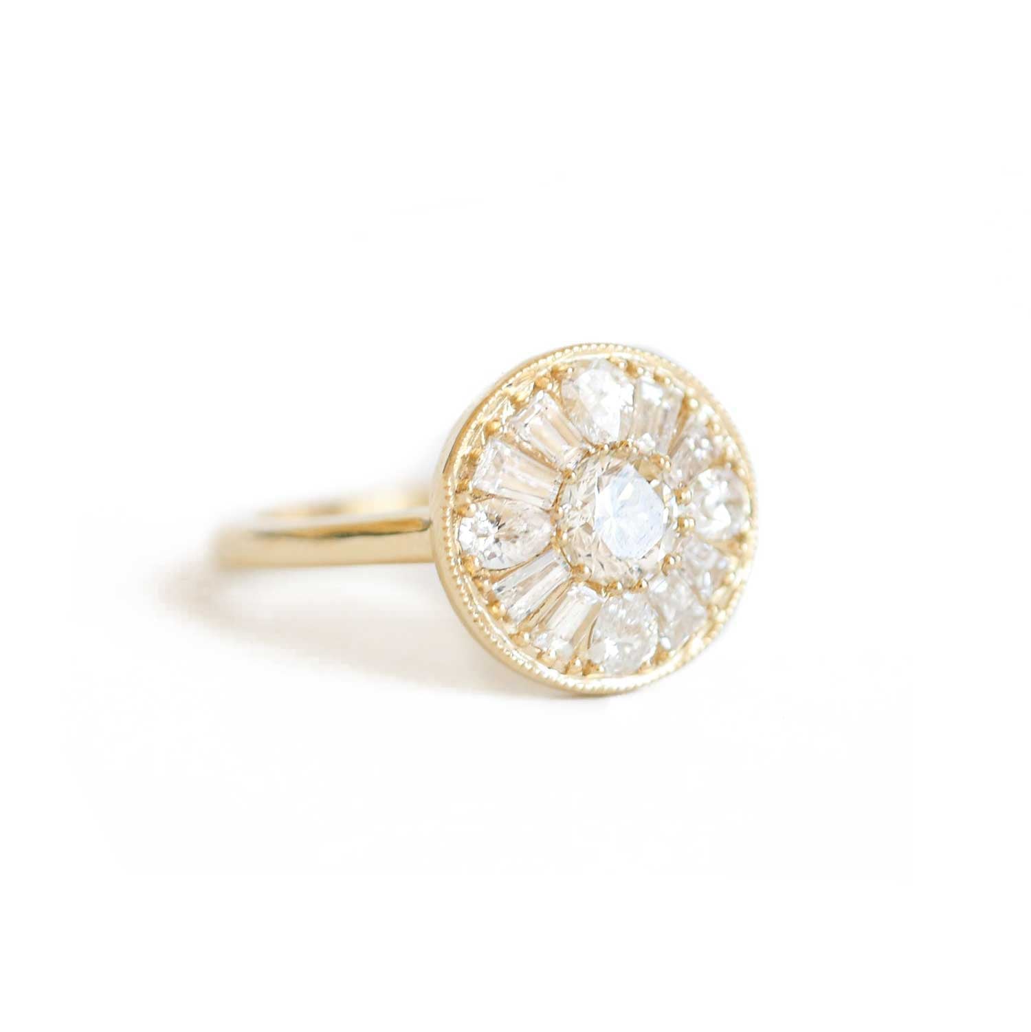 0.4 CT Round Shape Halo Setting Lab Grown Engagement Ring