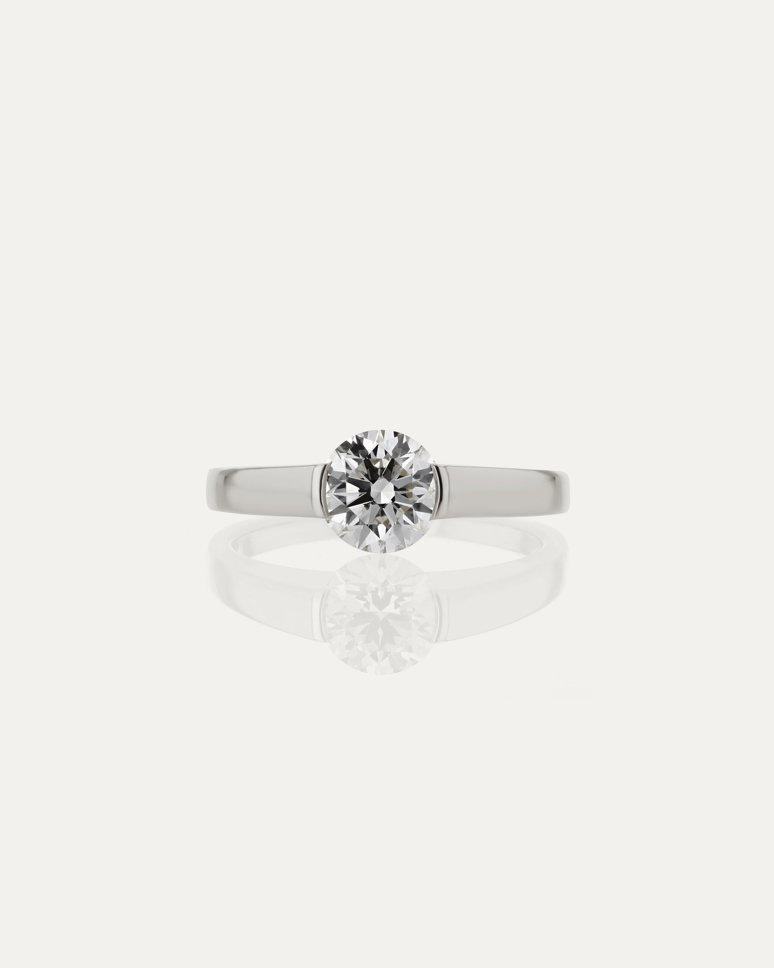 1.0 CT Round CVD Diamond Unique Style Engagement Ring