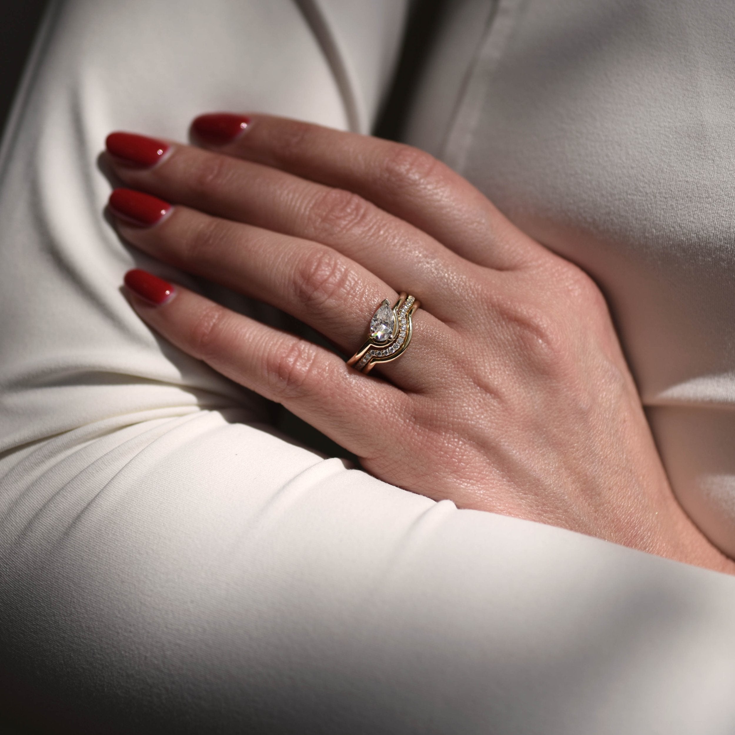 Curved Plain Delicate Wedding Band