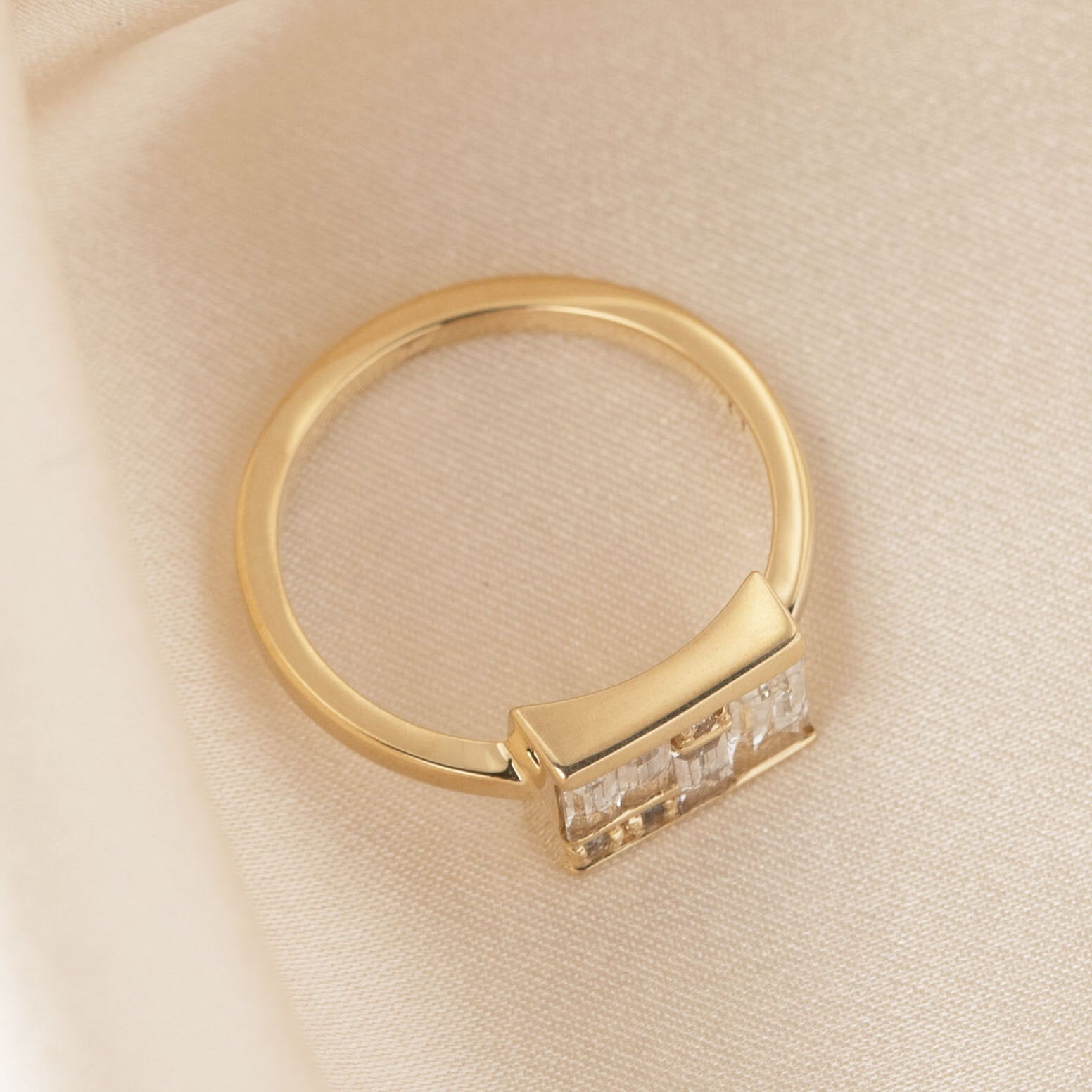 1.0 TCW Baguette & Round Lab Grown Diamond Engagement Ring