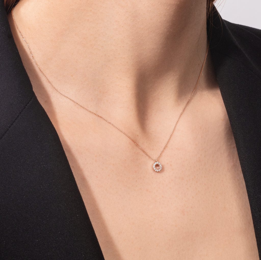 0.10 TCW Round Moissanite Diamond Circle Pendent Necklace - Camila Brown