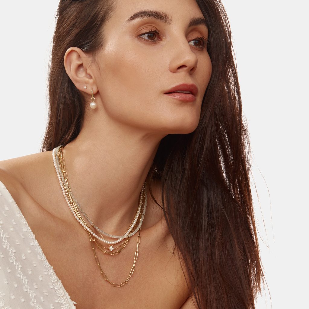 0.26 TCW Round Moissanite Diamond Leaf clover Pendent Necklace - Camila Brown