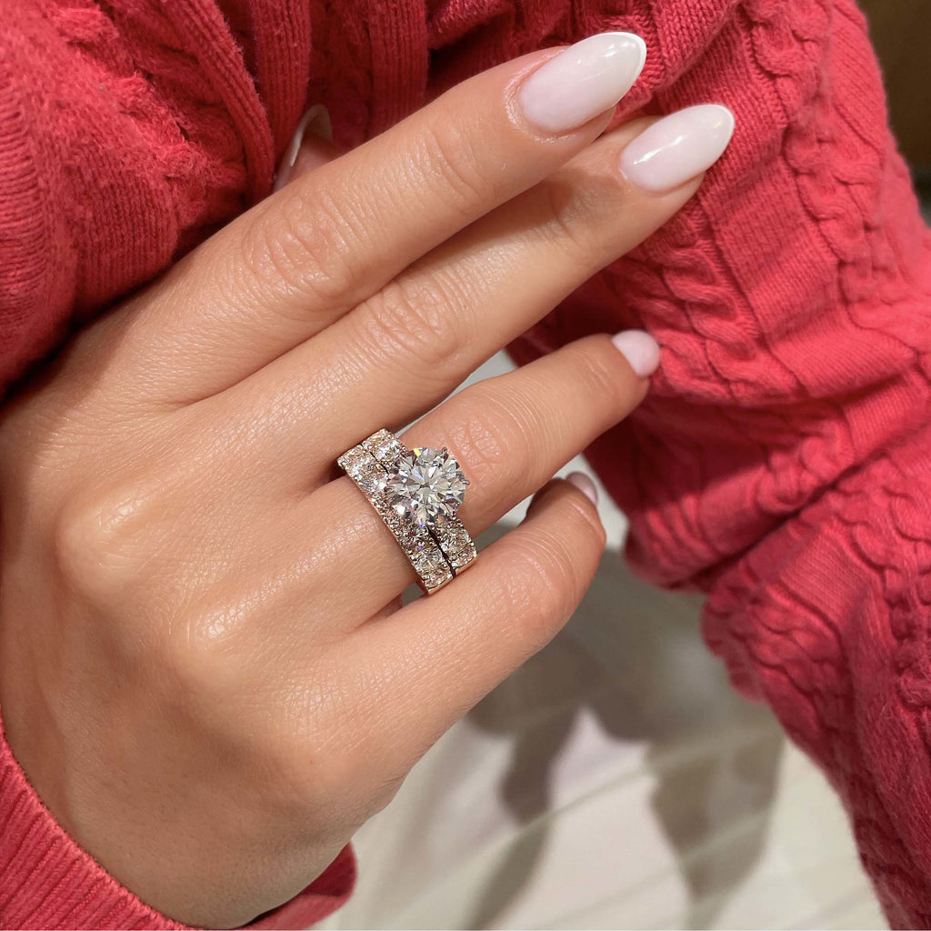 3.0 CT Round Solitaire & Pave F-VS Loose Diamond Bridal Set - Camila Brown