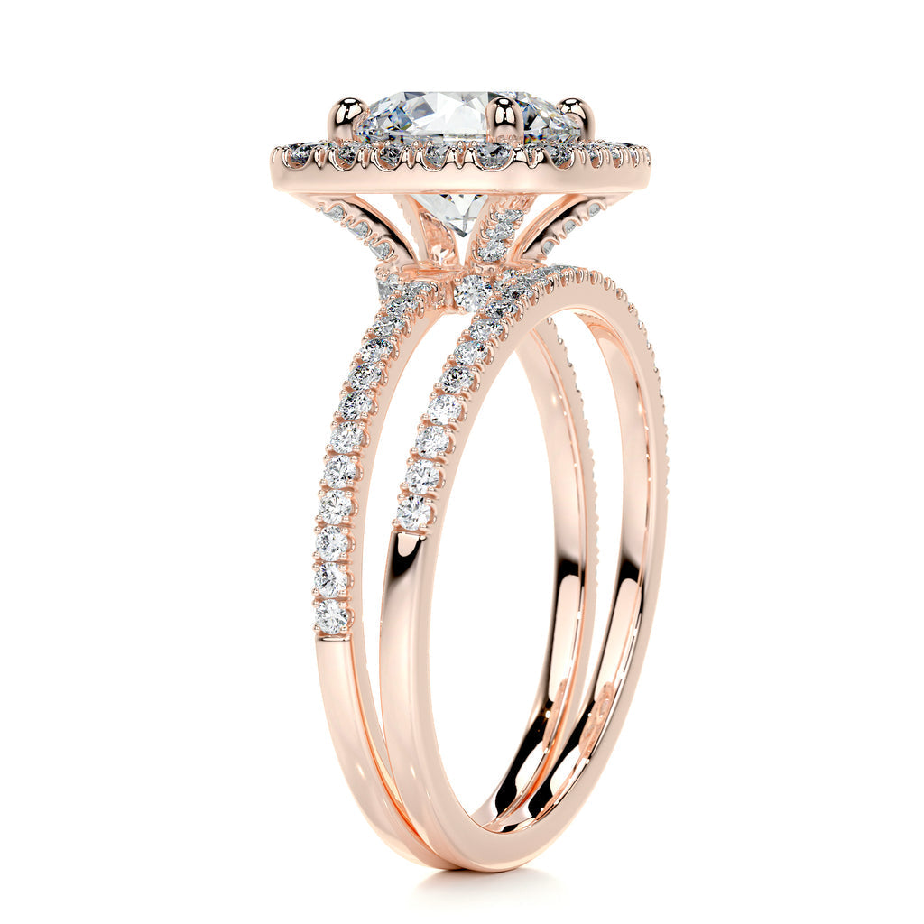 2.0 CT Round Shaped F-VS Loose Diamond Bridal Set With Halo & Pave Setting - Camila Brown
