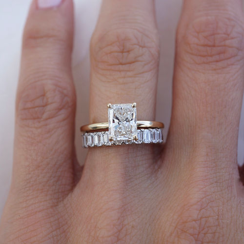 2.25 TCW Emerald CVD Diamond Shared Prongs Setting Wedding Band - Camila Brown