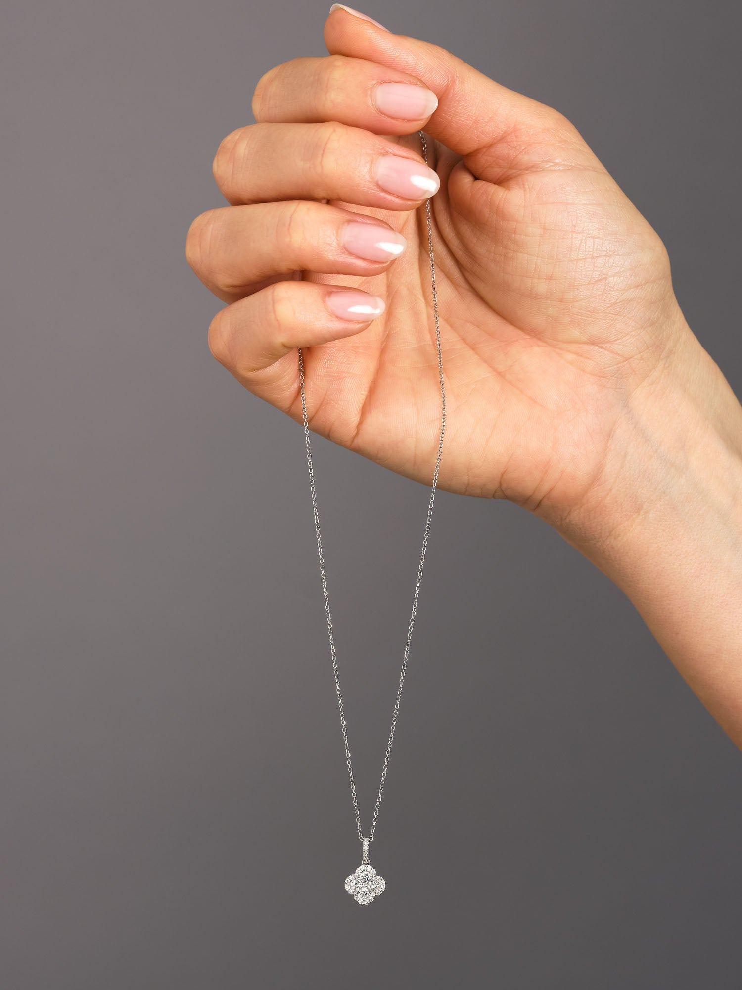 0.50 TCW Round Moissanite Diamond Clover Pendent Necklace - Camila Brown