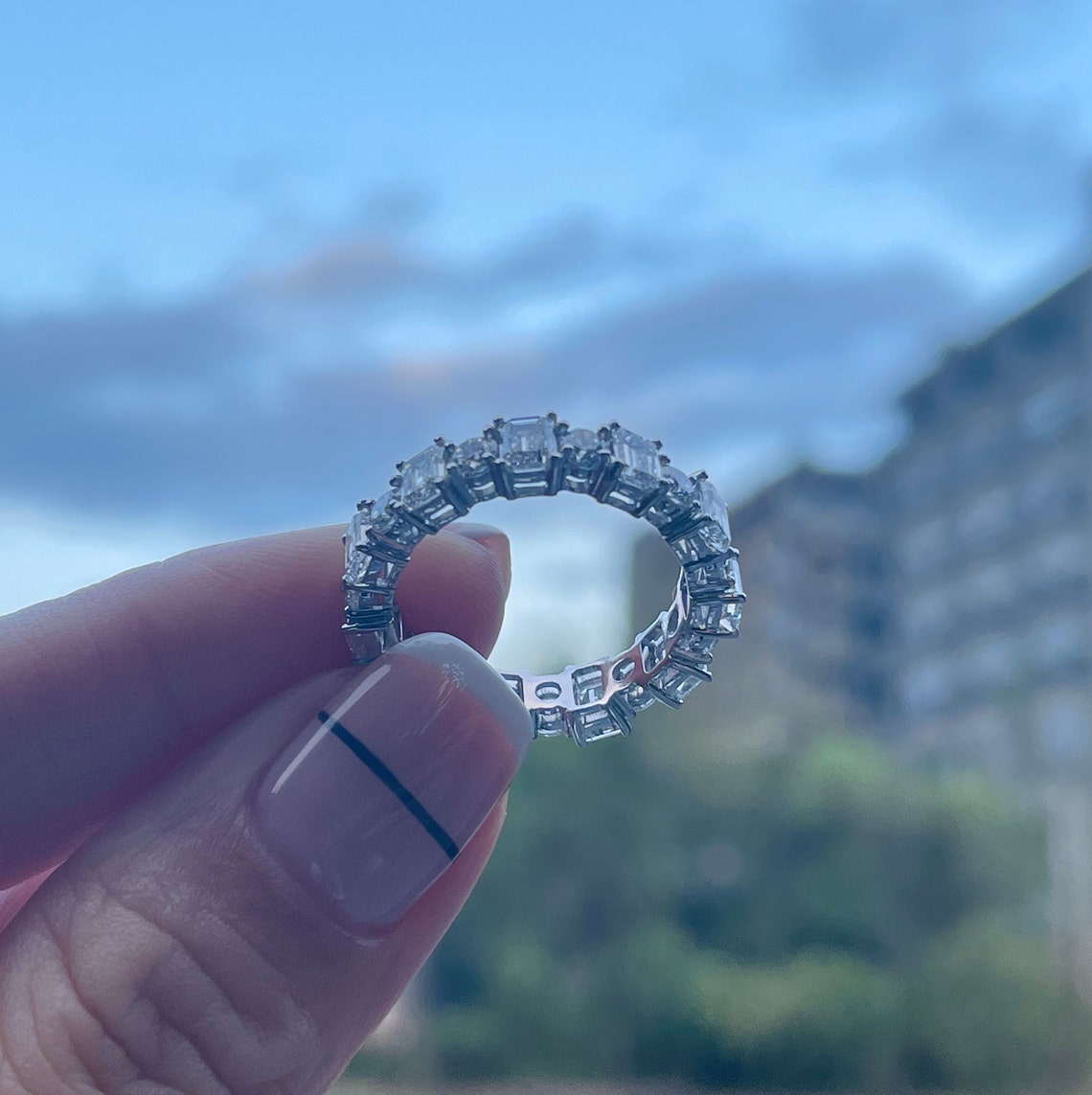 3.50 TCW Emerald & Round CVD Diamond Alternative Diamond Wedding Band - Camila Brown