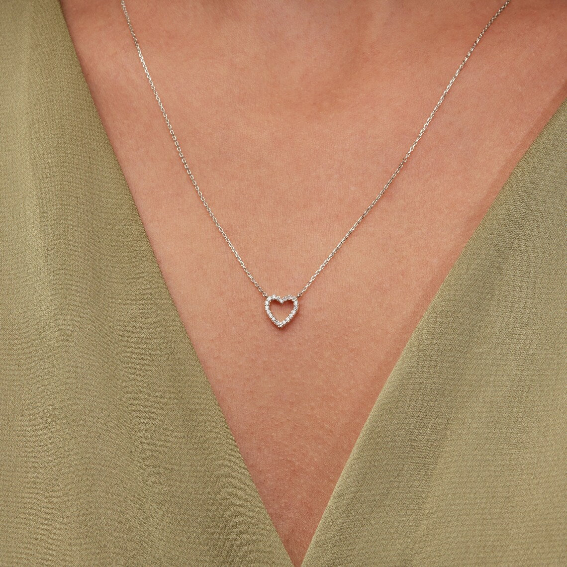 0.13 TCW Round Moissanite Diamond Heart Shaped Necklace - Camila Brown