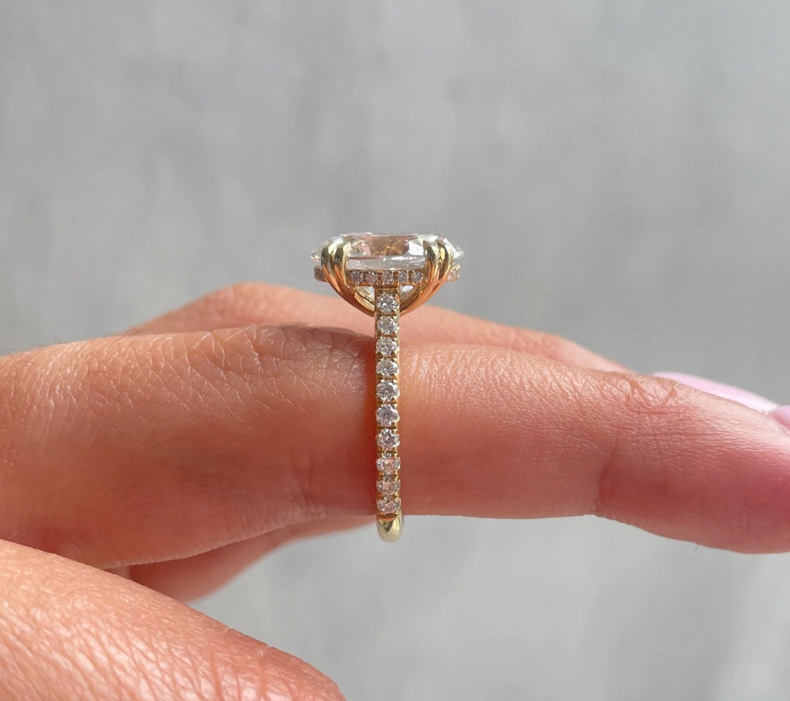 1.0 CT-3.0 CT Oval F/VVS2 CVD Diamond Pave Setting Engagement Ring - Camila Brown