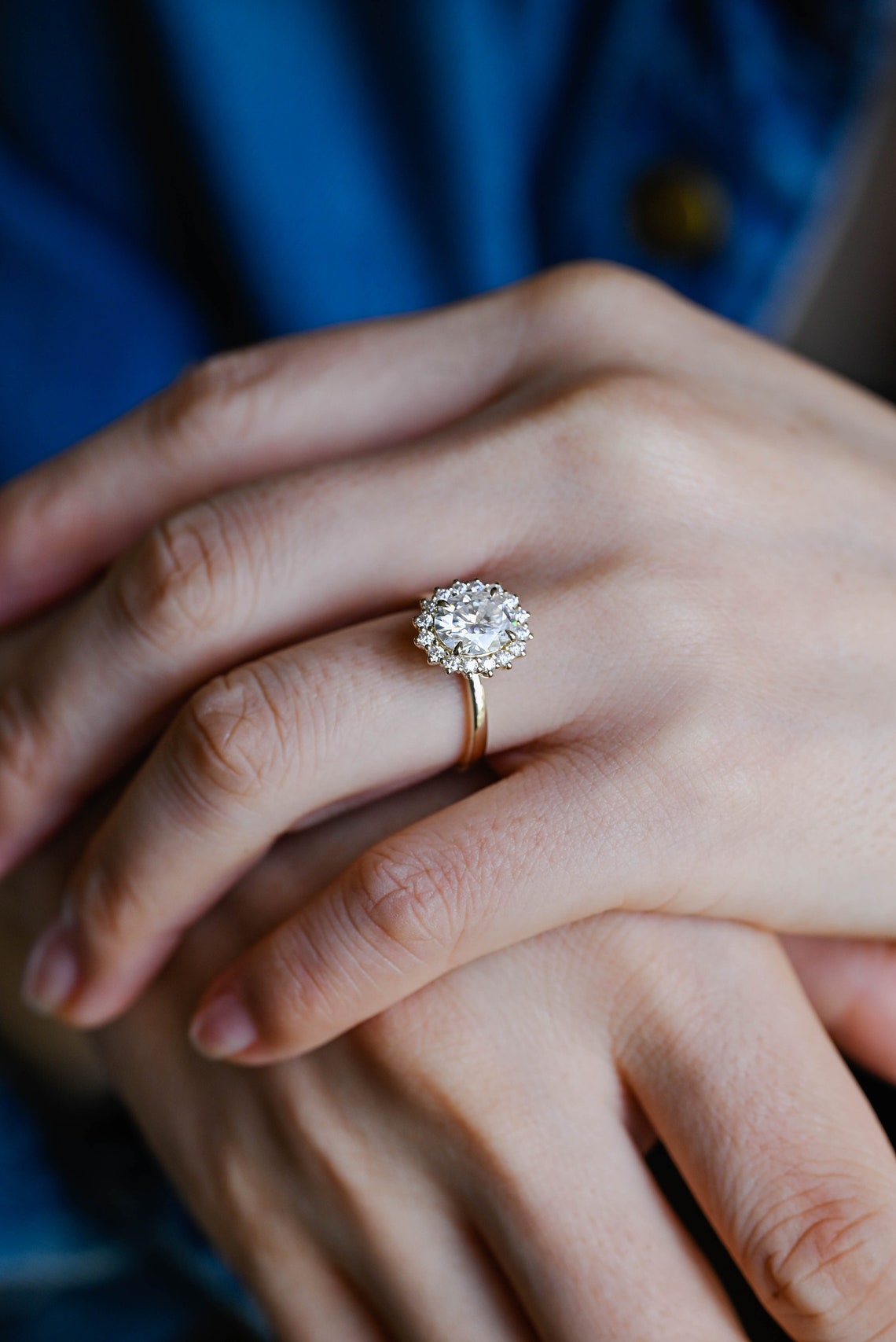 1.0 - 3.0 CT Oval F/VS1 CVD Diamond Halo Engagement Ring - Camila Brown