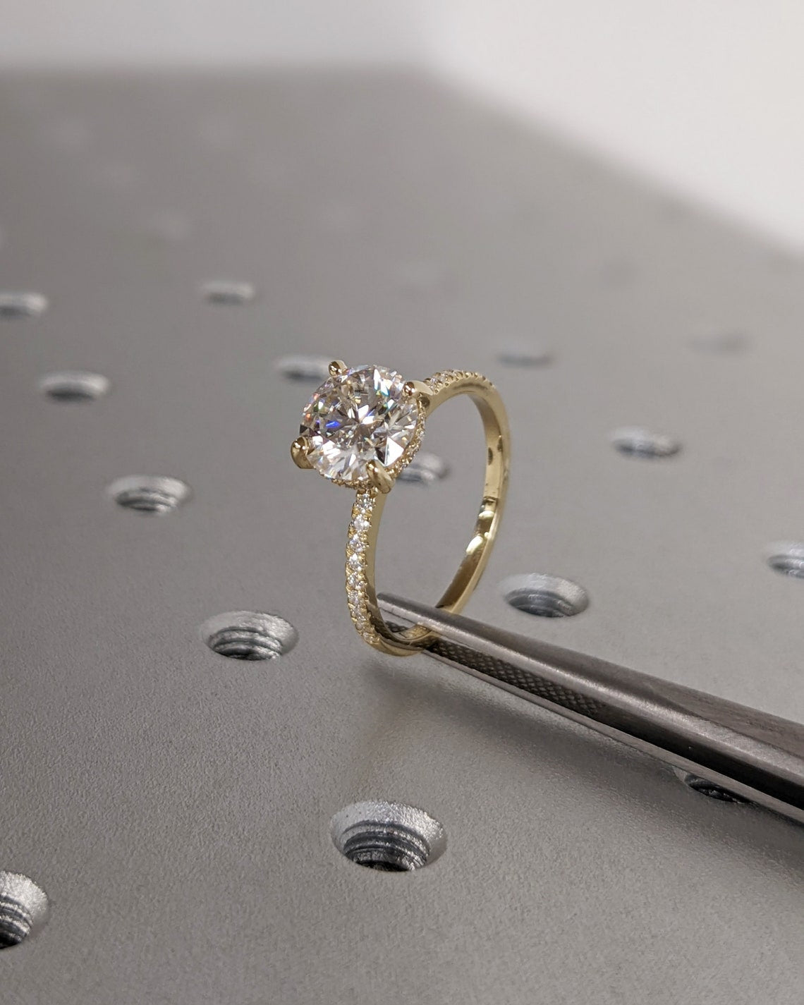 1.0 - 3.0 CT Round F/VS1 CVD Diamond Pave Setting Engagement Ring - Camila Brown