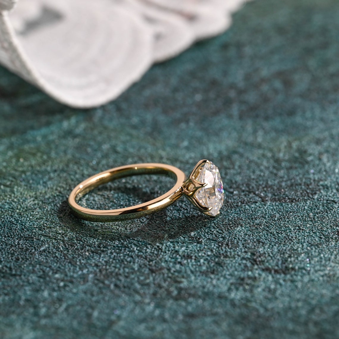 1.0-3.0 CT Oval Cut F/VS1 CVD Diamond Solitaire Engagement Ring - Camila Brown
