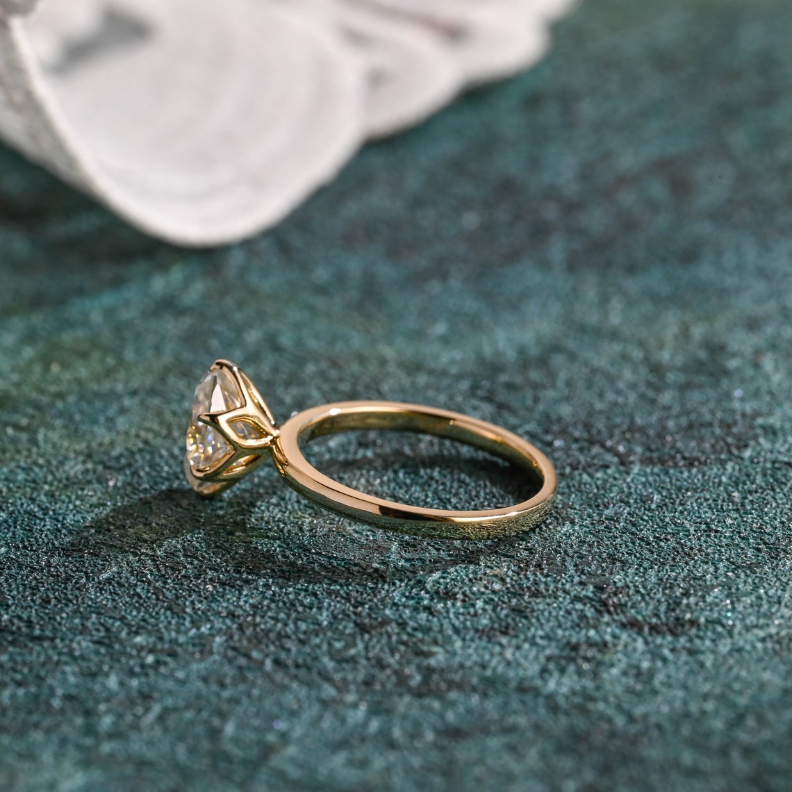1.0-3.0 CT Oval Cut F/VS1 CVD Diamond Solitaire Engagement Ring - Camila Brown