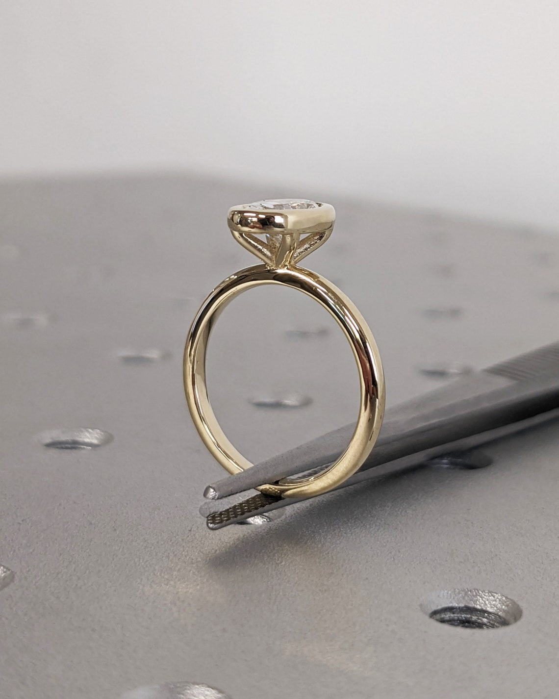 1.0 CT Oval F/VS1 CVD Diamond Bezel Solitaire Engagement Ring - Camila Brown