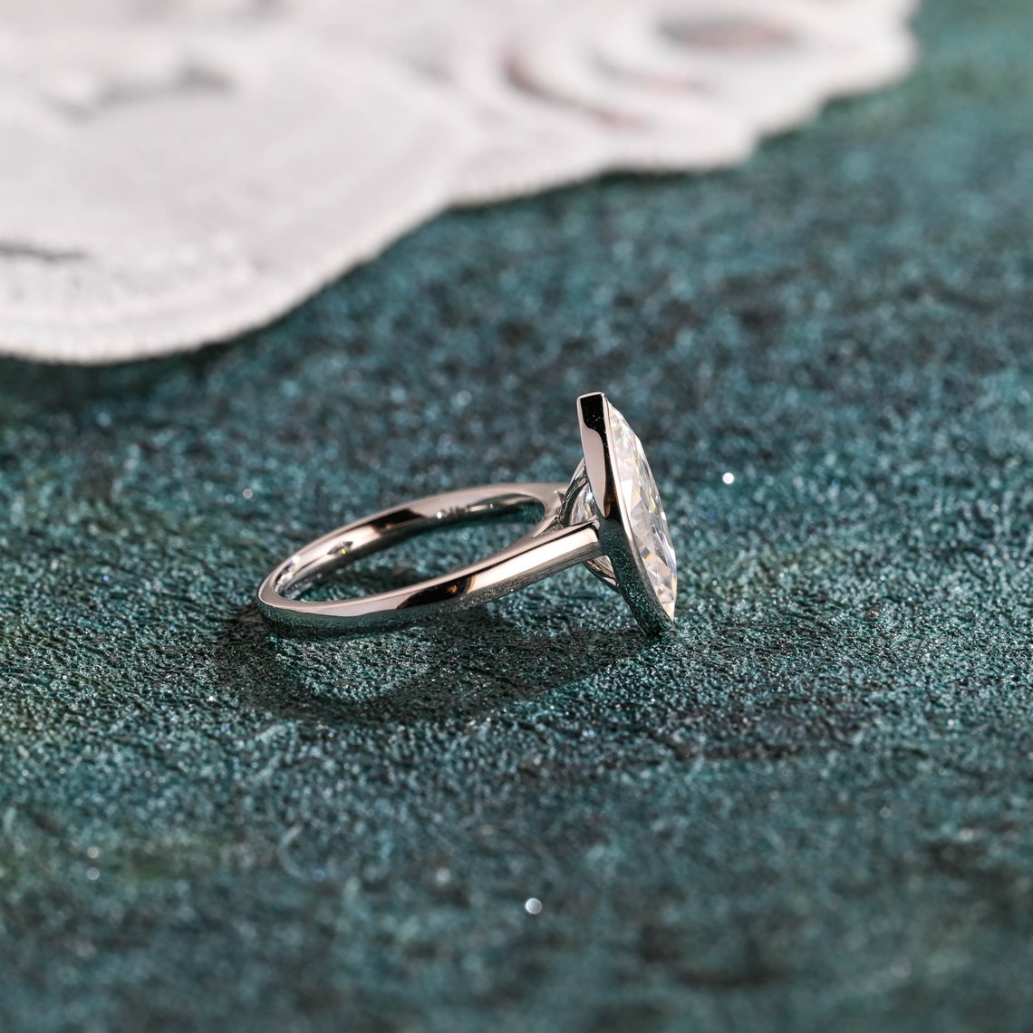 1.0-3.0 CT Oval Cut F/VS1 CVD Diamond Cluster Engagement Ring - Camila Brown