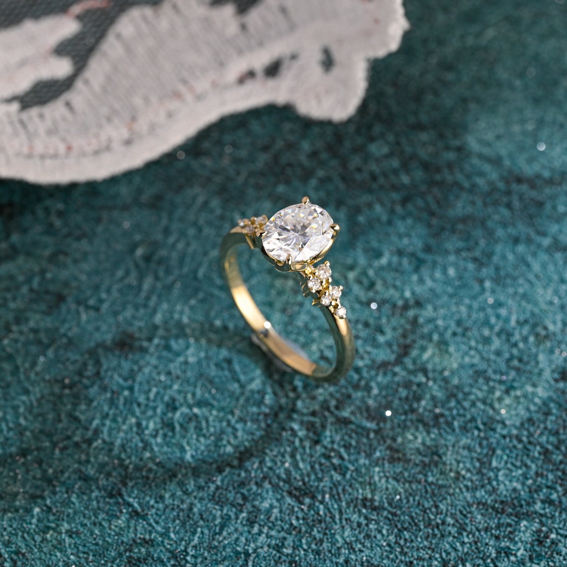 1.0-3.0 CT Oval Cut F/VS1 CVD Diamond Cluster Engagement Ring - Camila Brown