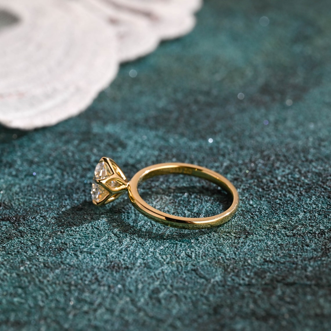 1.0-3.0 CT Round Cut F/VS1 CVD Diamond Solitaire Engagement Ring - Camila Brown