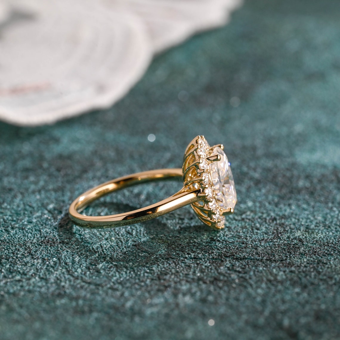 1.0-3.0 CT Oval F/VS1 CVD Diamond Halo Cathedral Setting Engagement Ring - Camila Brown