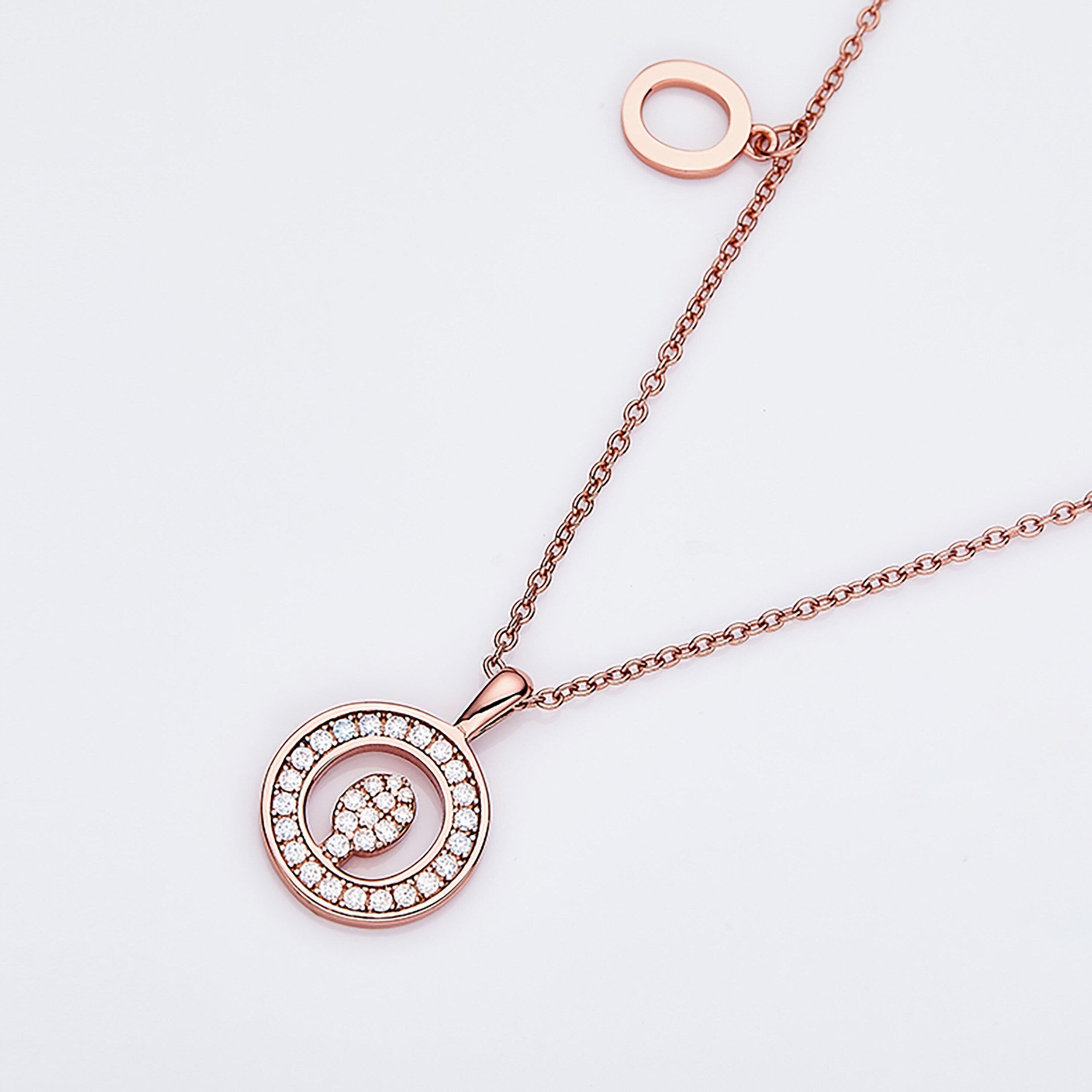Customized "O" Letter Moissanite Diamond Necklace - Camila Brown