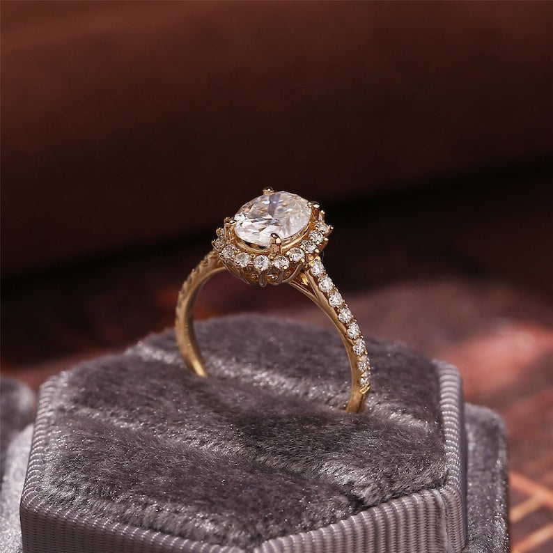 2.50 - 4.50 CT Oval G/VS2 CVD Diamond Halo pave Setting Engagement Ring - Camila Brown